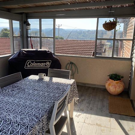 Villa בין יער לים Shelomi Exterior foto